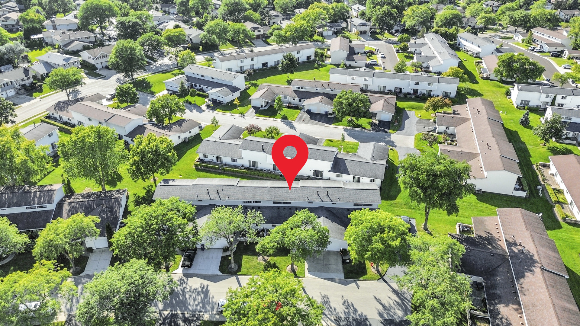 1104 Taunton Court, Schaumburg, IL 60193