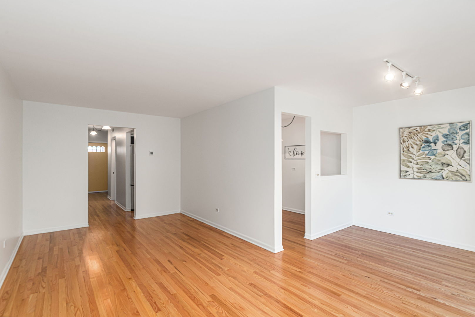 353 Getchell Avenue, Grayslake, IL 60030