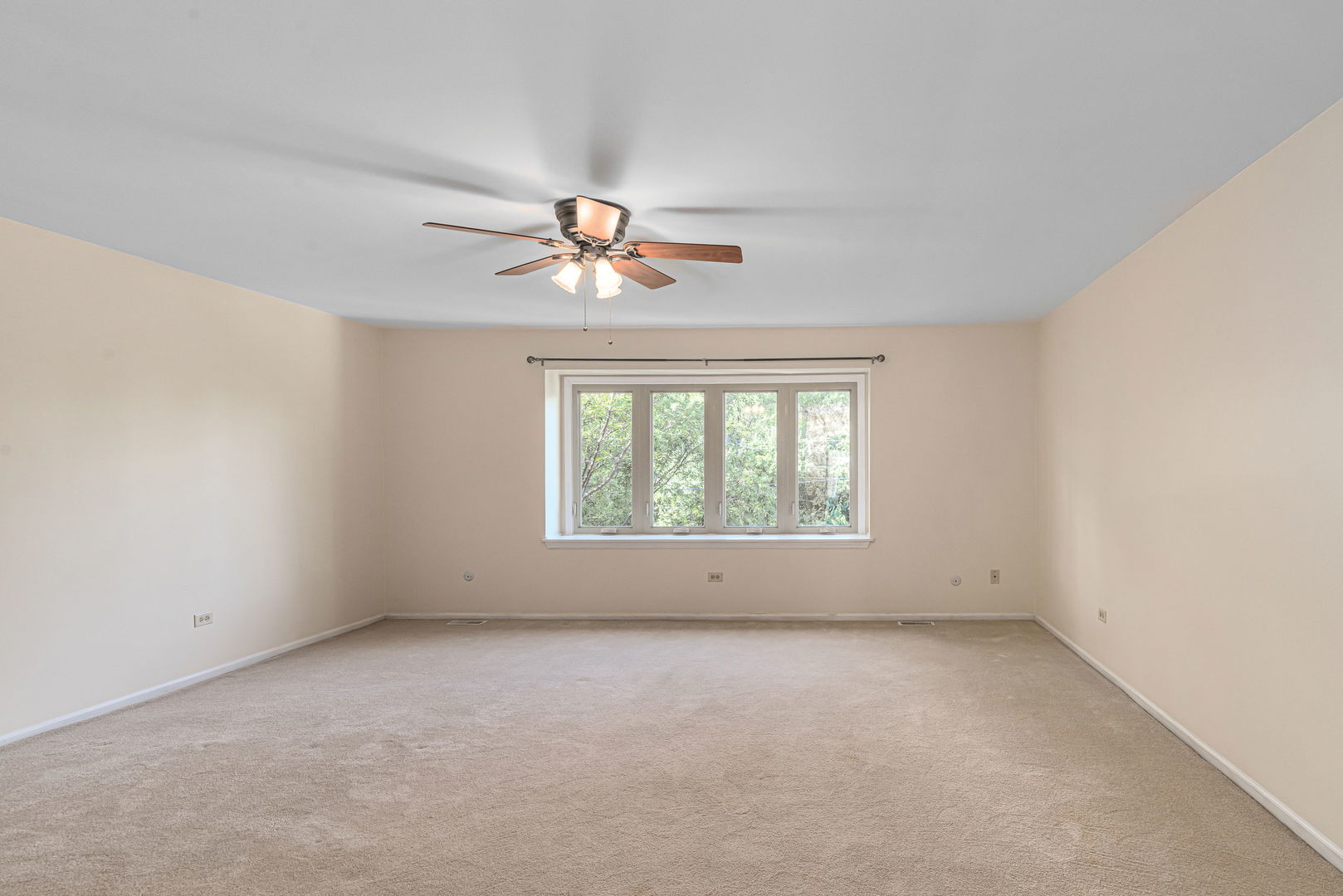 353 Getchell Avenue, Grayslake, IL 60030