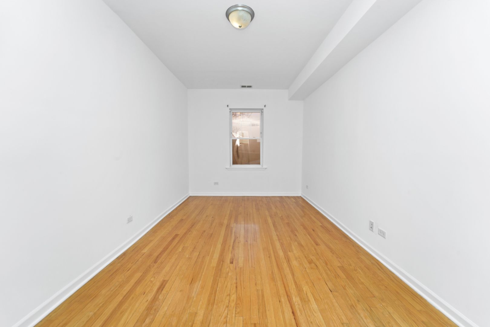 2414 W Bryn Mawr Avenue #1W, Chicago, IL 60659