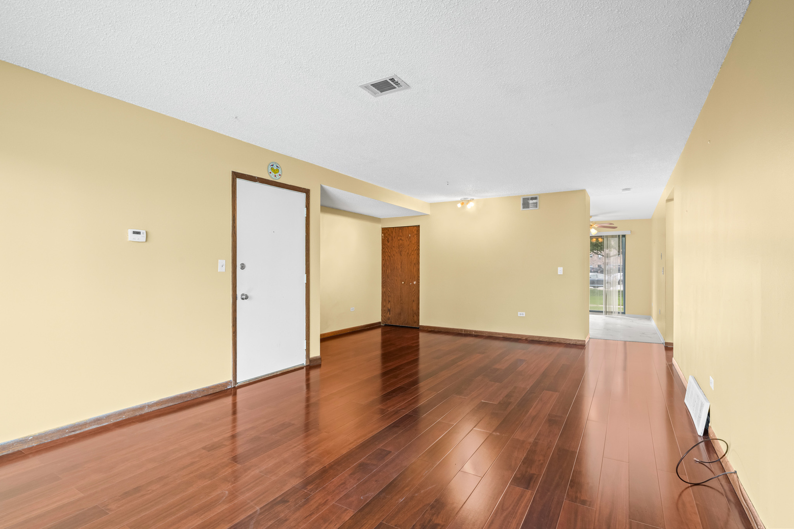 1472 Carol Court #1A, Palatine, IL 60074