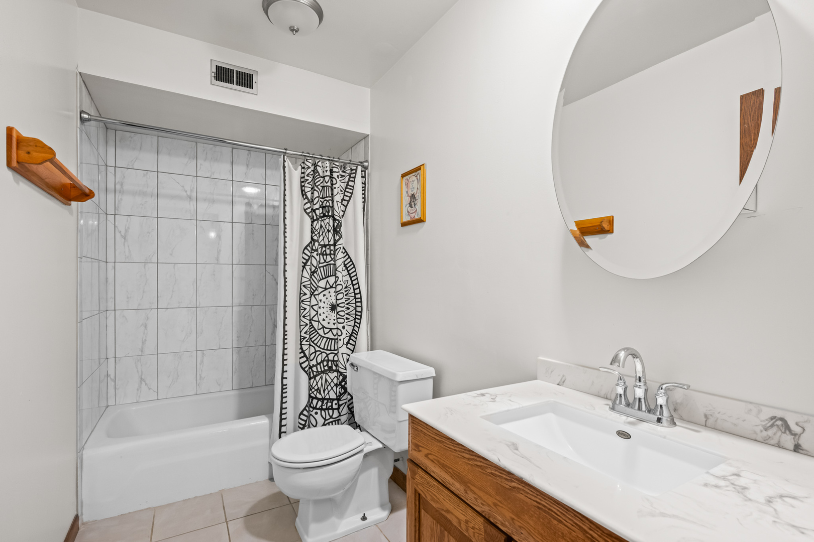 1472 Carol Court #1A, Palatine, IL 60074