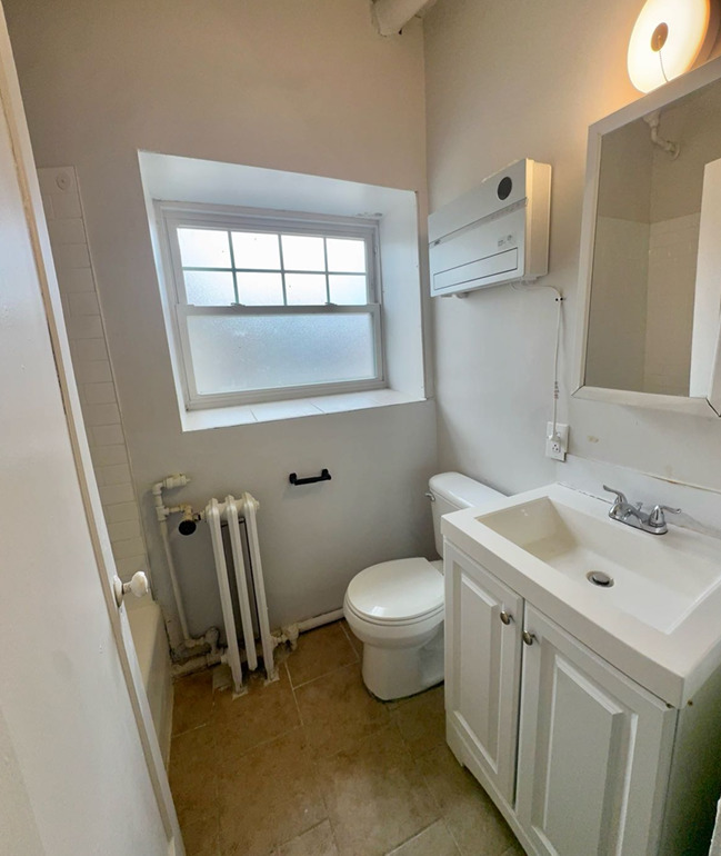 3302 Kenilworth Avenue #106, Berwyn, IL 60402