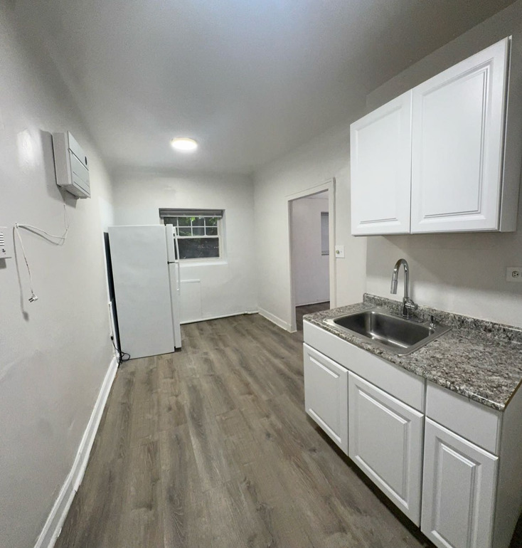 3302 Kenilworth Avenue #106, Berwyn, IL 60402