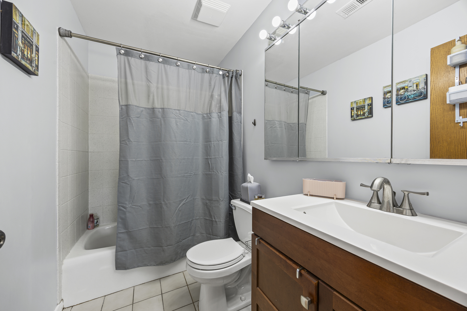 6700 S Brainard Avenue #428, Countryside, IL 60525