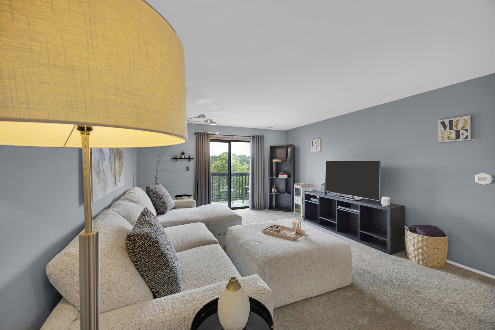 6700 S Brainard Avenue #428, Countryside, IL 60525
