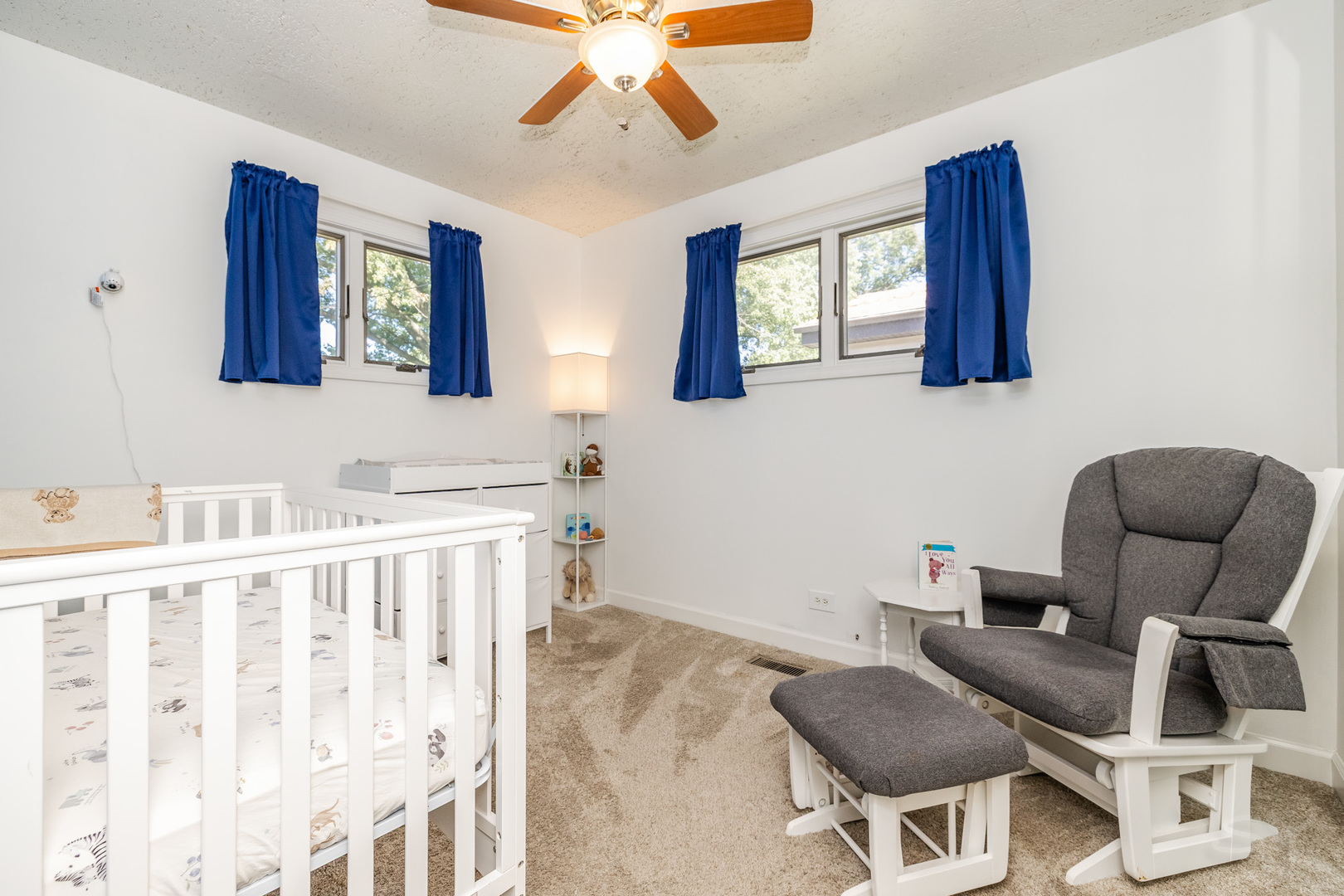 340 Mission Avenue, Villa Park, IL 60181