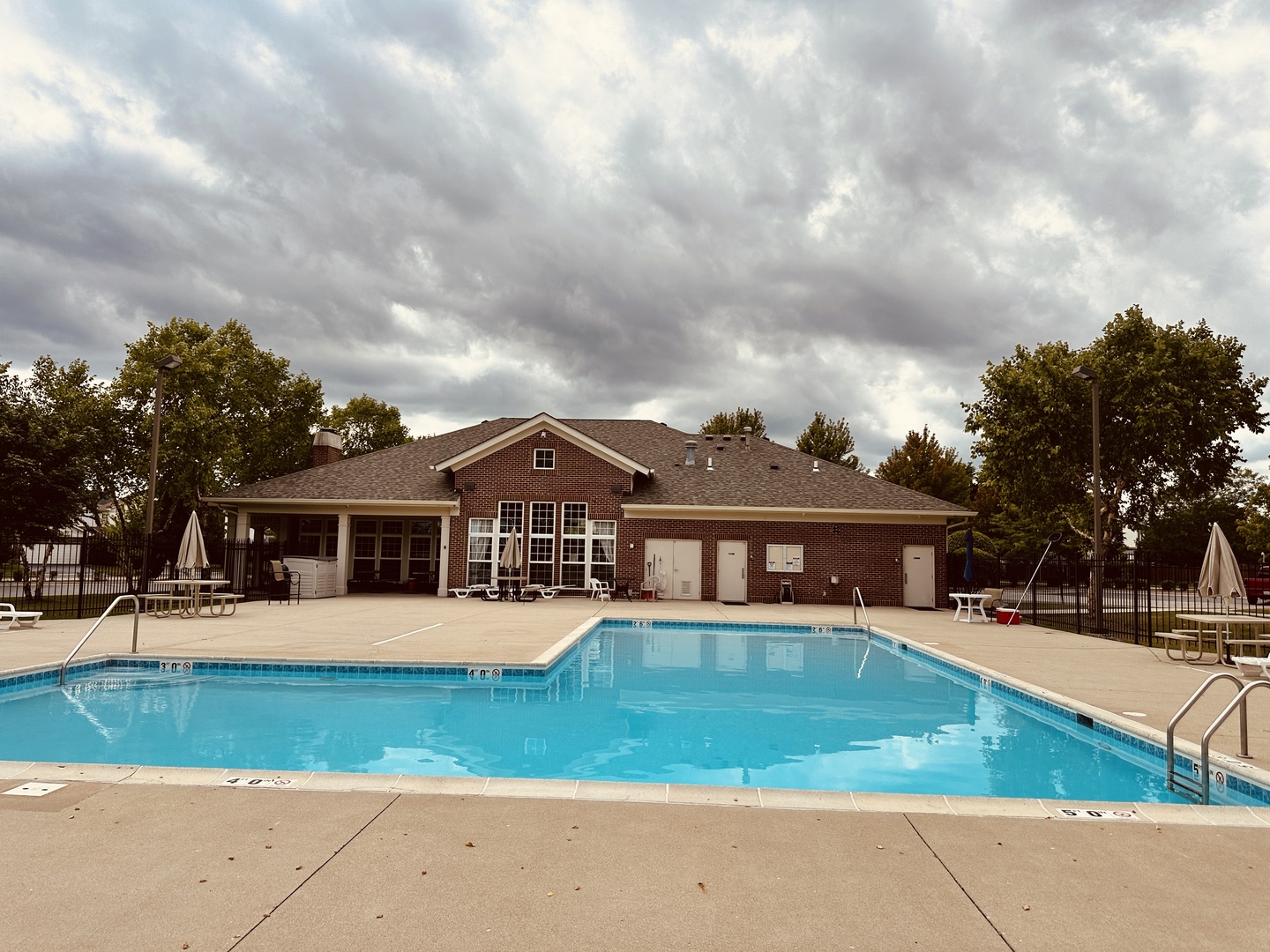 1819 S Fallbrook Drive, Round Lake, IL 60073