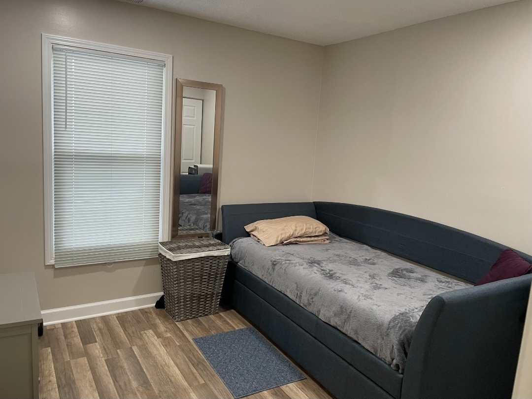 43 W Fern Court #125, Palatine, IL 60067