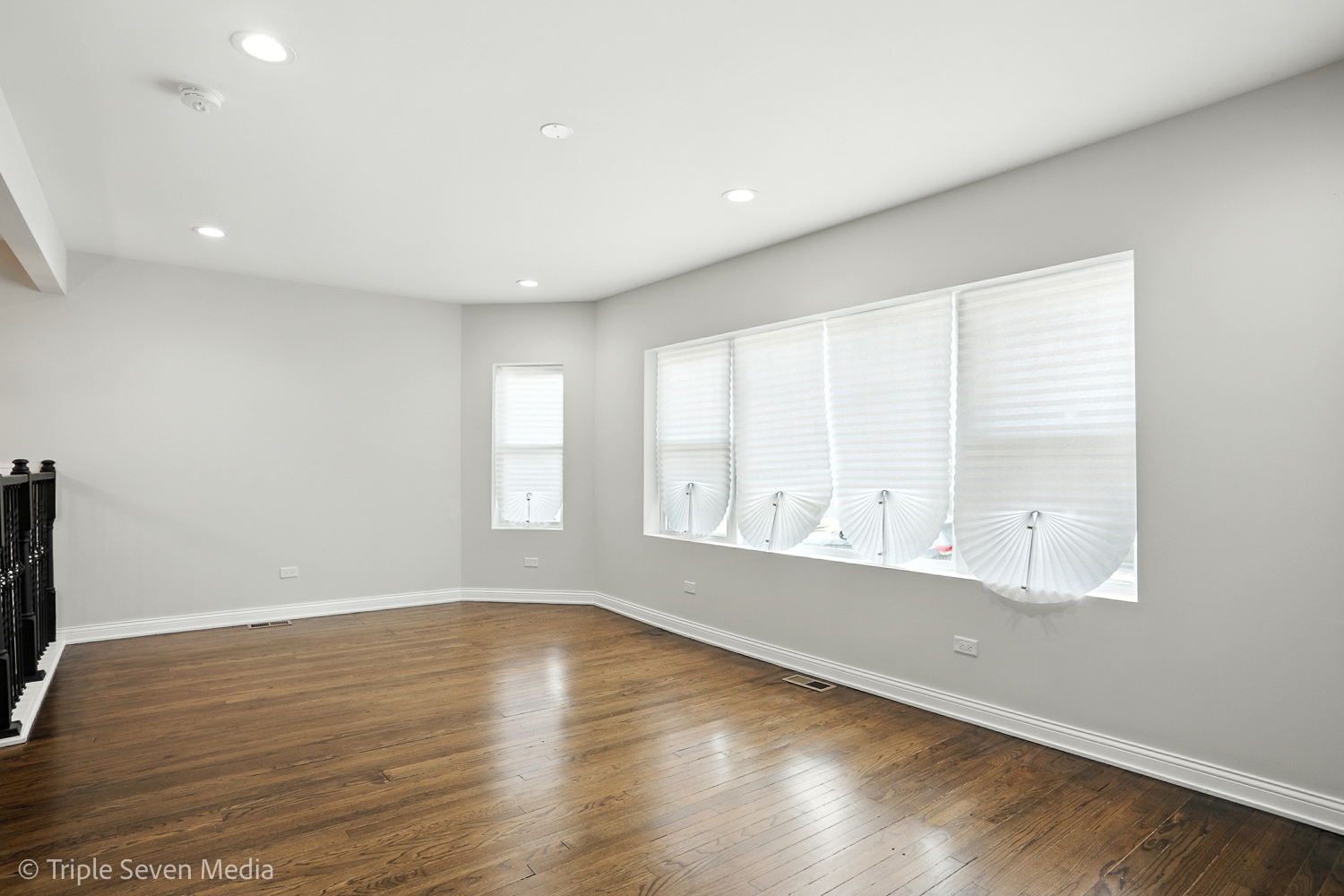 9439 S MAY Street, Chicago, IL 60620