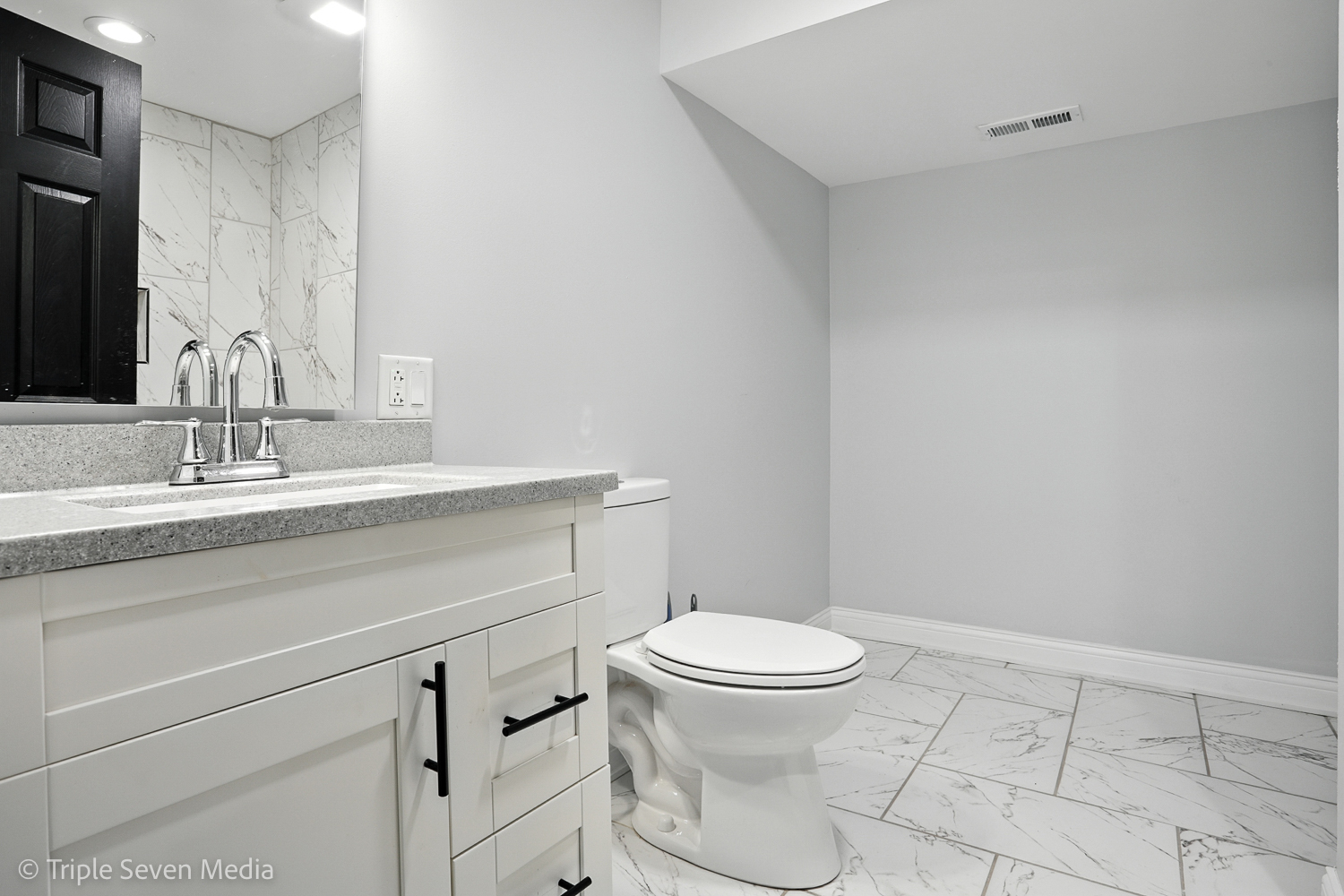 9439 S MAY Street, Chicago, IL 60620