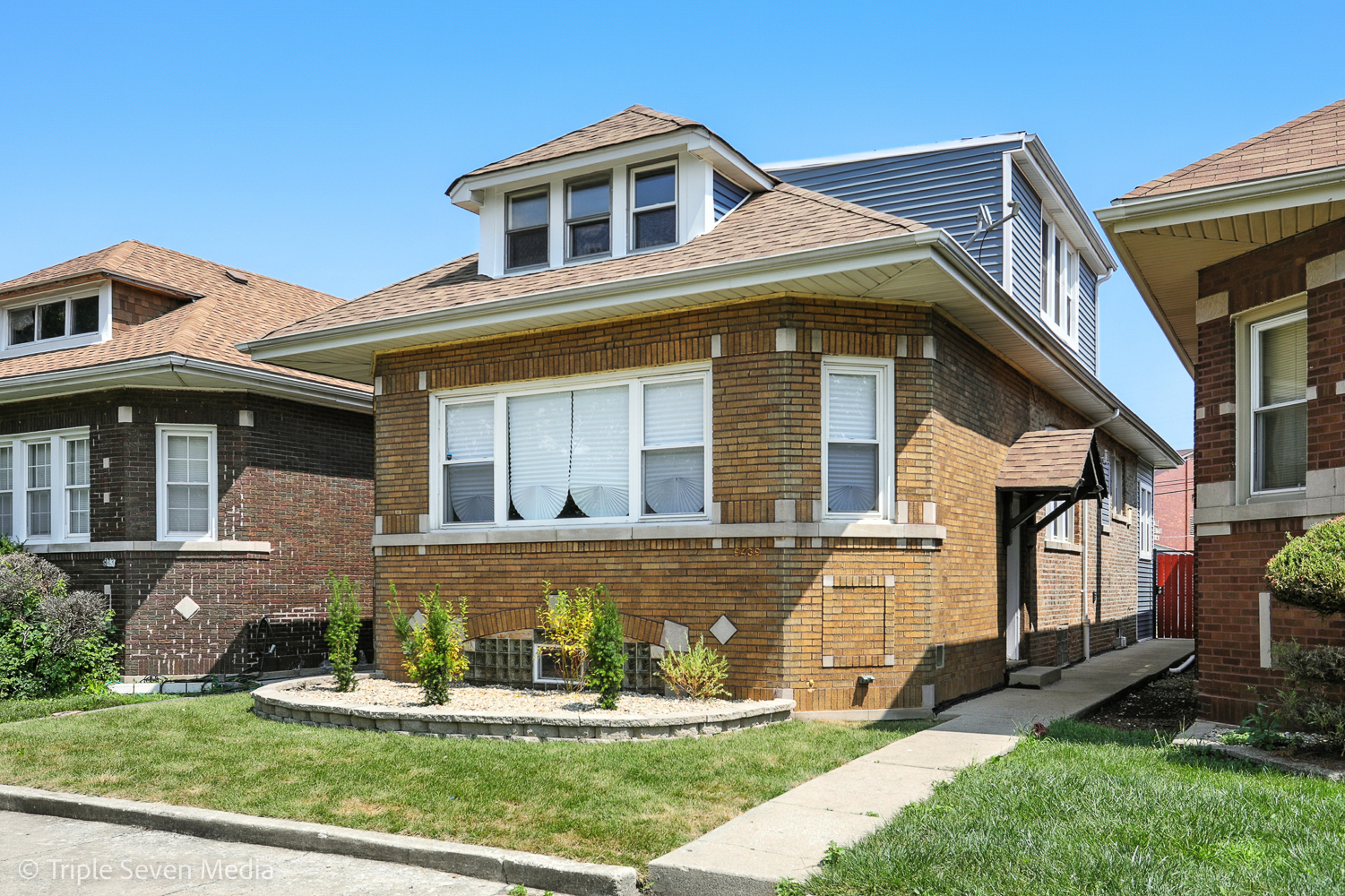 9439 S MAY Street, Chicago, IL 60620
