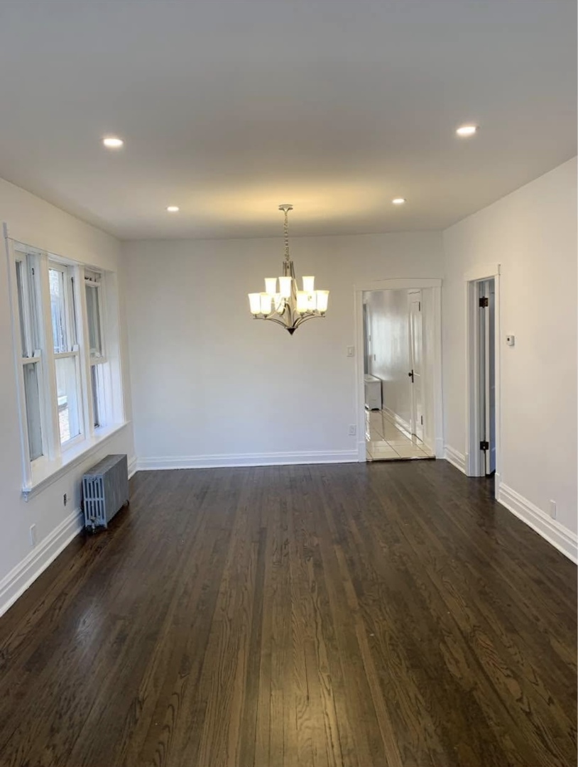 4554 S WASHTENAW Avenue, Chicago, IL 60632