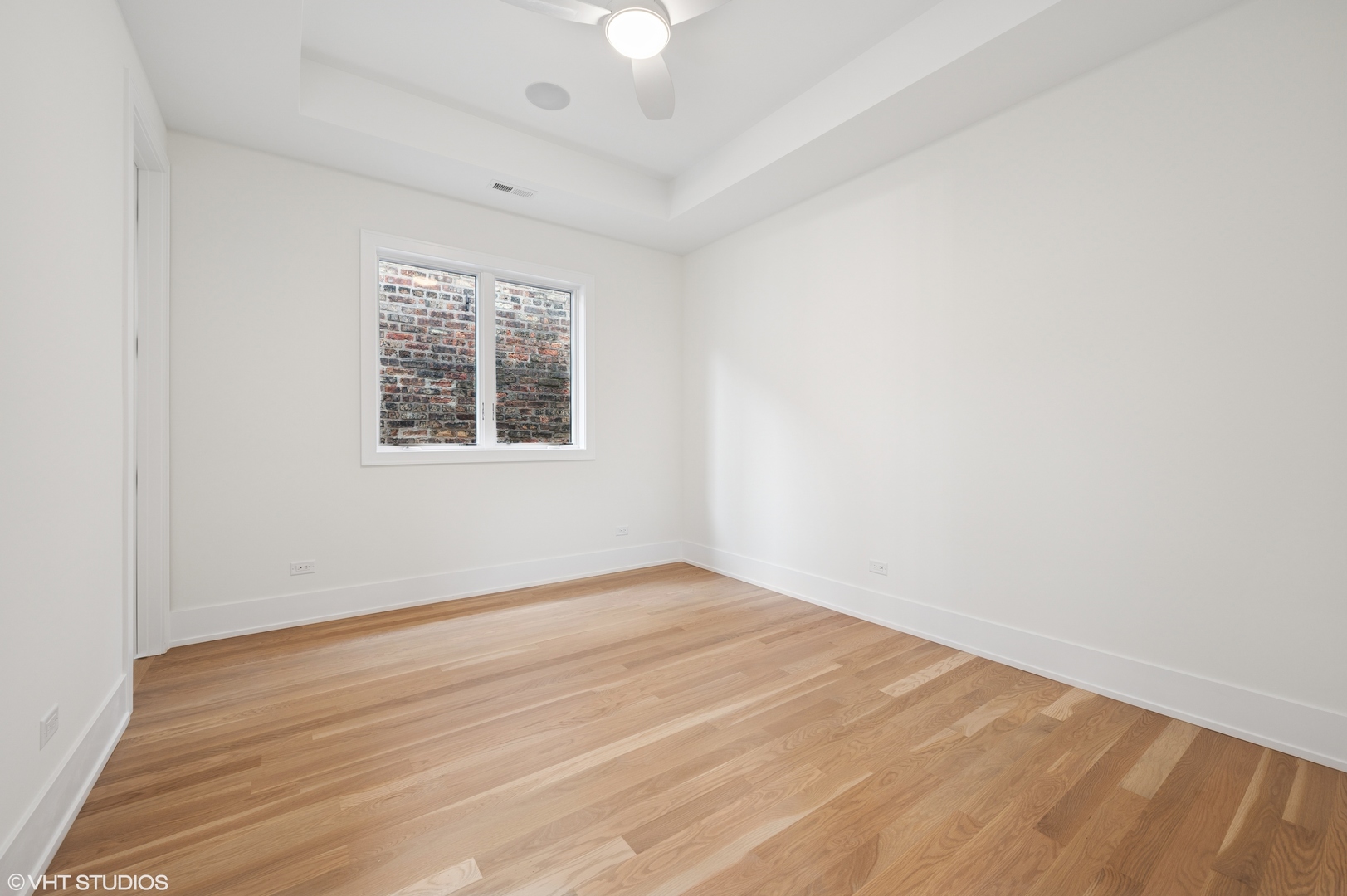 3920 N Bell Avenue, Chicago, IL 60618