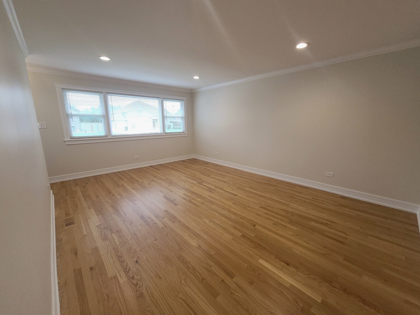 7025 W 84th Street, Burbank, IL 60459