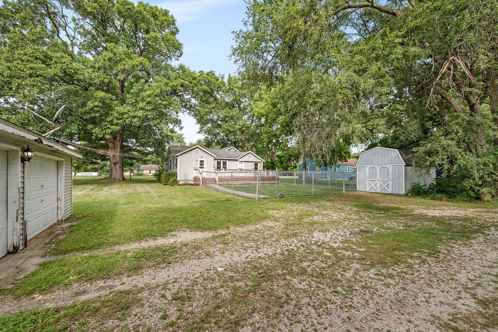 172 S Hossack Street, Seneca, IL 61360