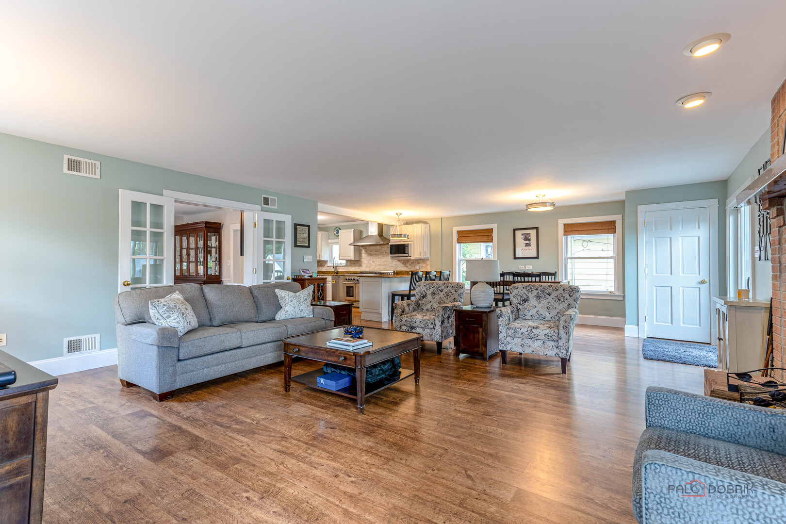 112 3rd Street, Libertyville, IL 60048