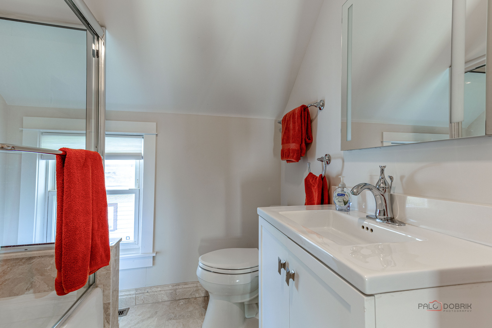 112 3rd Street, Libertyville, IL 60048