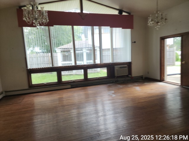 15415 Woodlawn East Avenue, South Holland, IL 60473