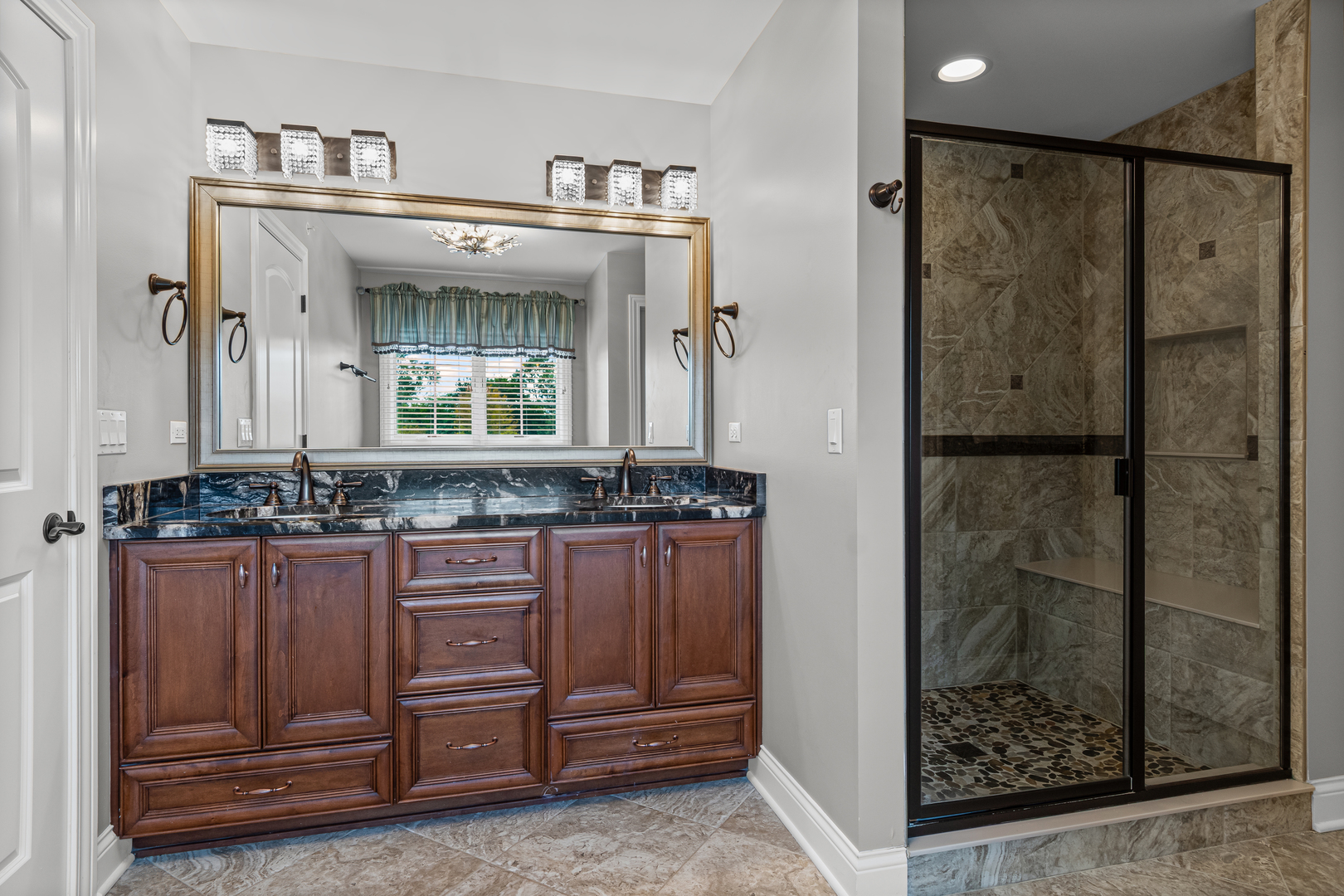 4037 Ashwood Park Court, Naperville, IL 60564