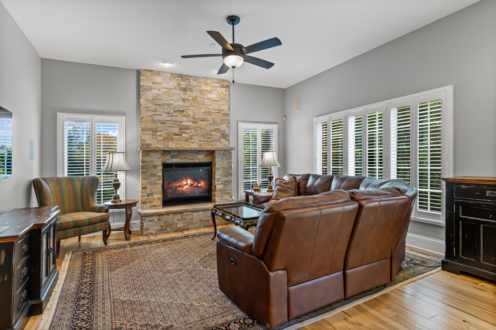 4037 Ashwood Park Court, Naperville, IL 60564