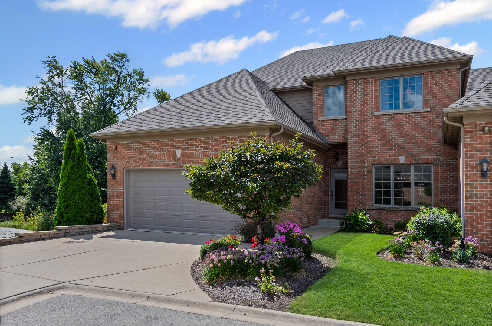 4037 Ashwood Park Court, Naperville, IL 60564