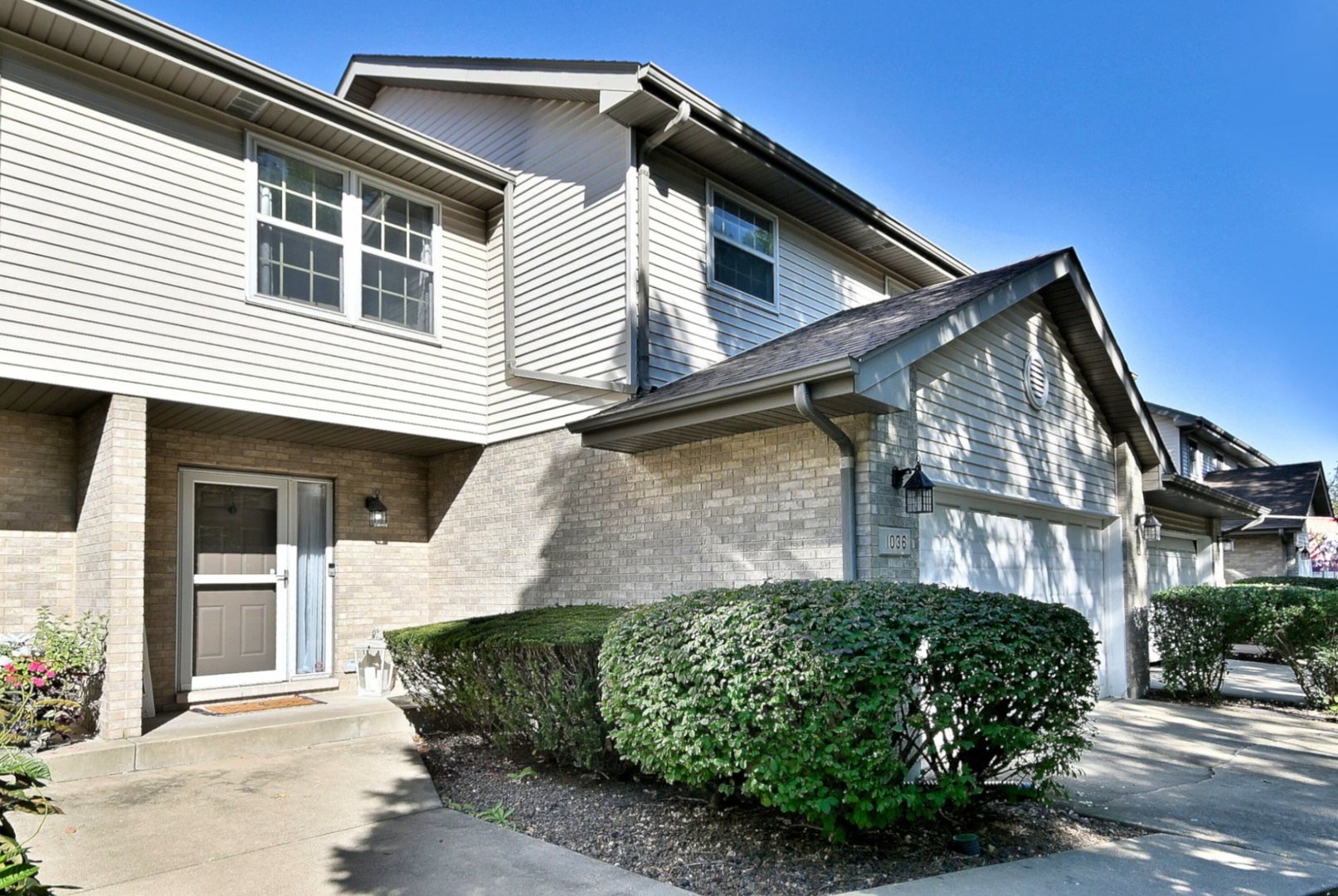 1036 Claremont Drive, Downers Grove, IL 60516