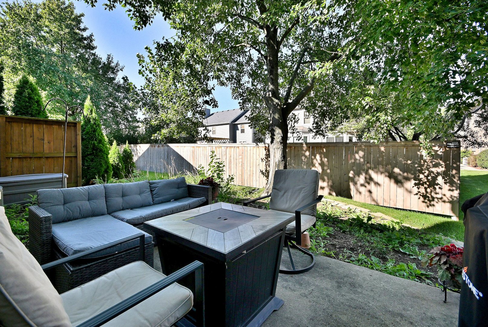 1036 Claremont Drive, Downers Grove, IL 60516