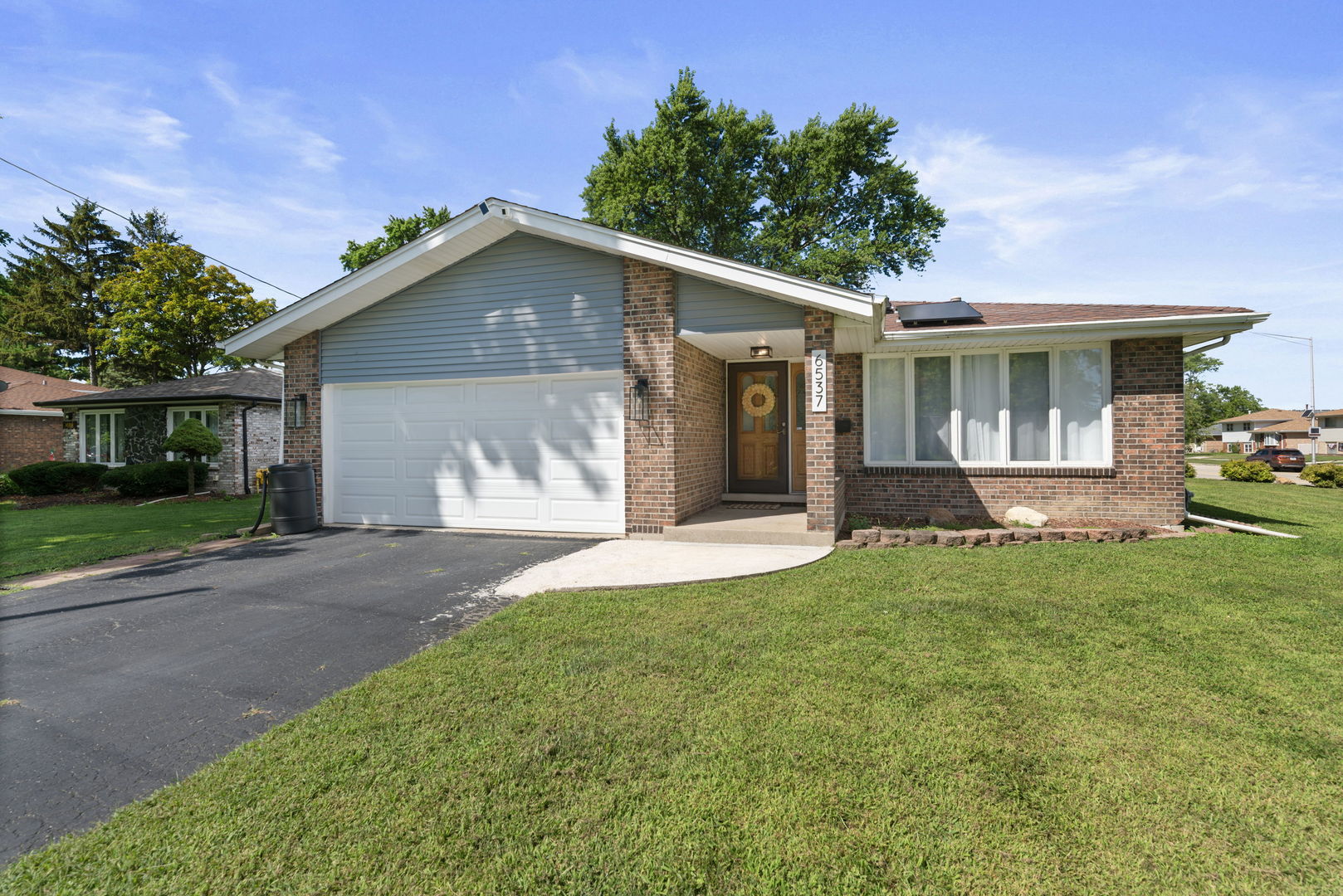 6537 W 107th Street, Worth, IL 60482