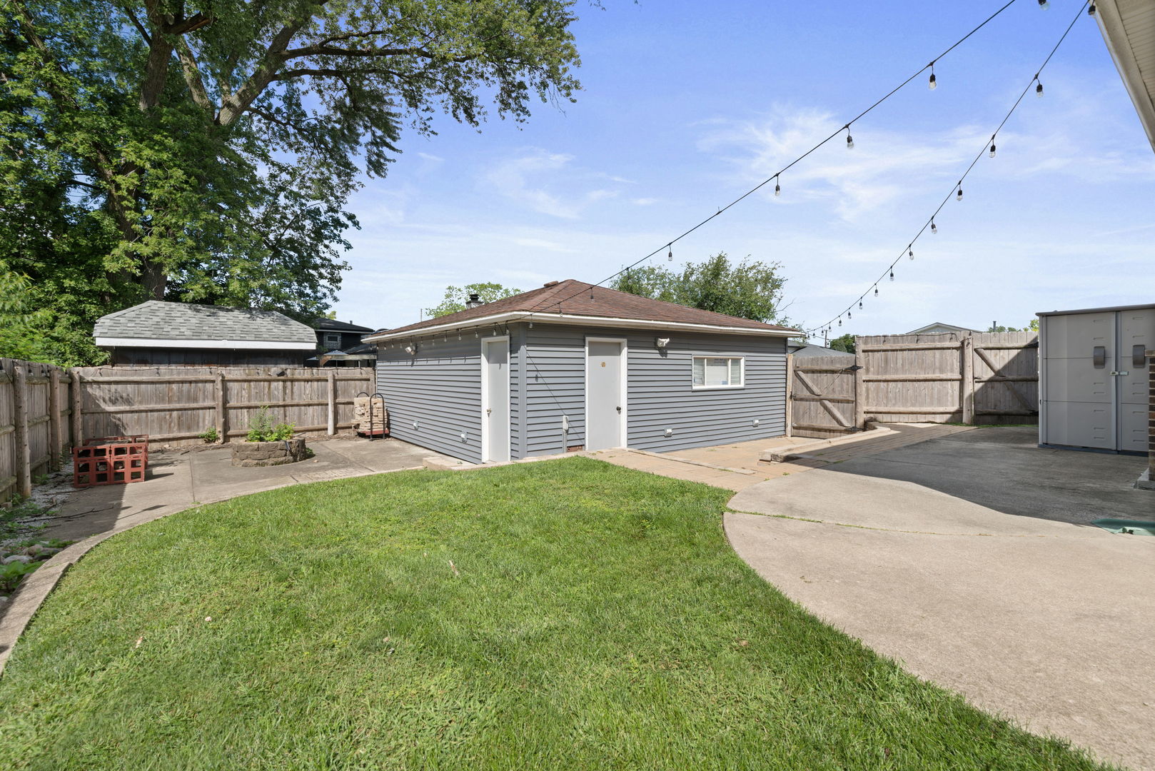 6537 W 107th Street, Worth, IL 60482