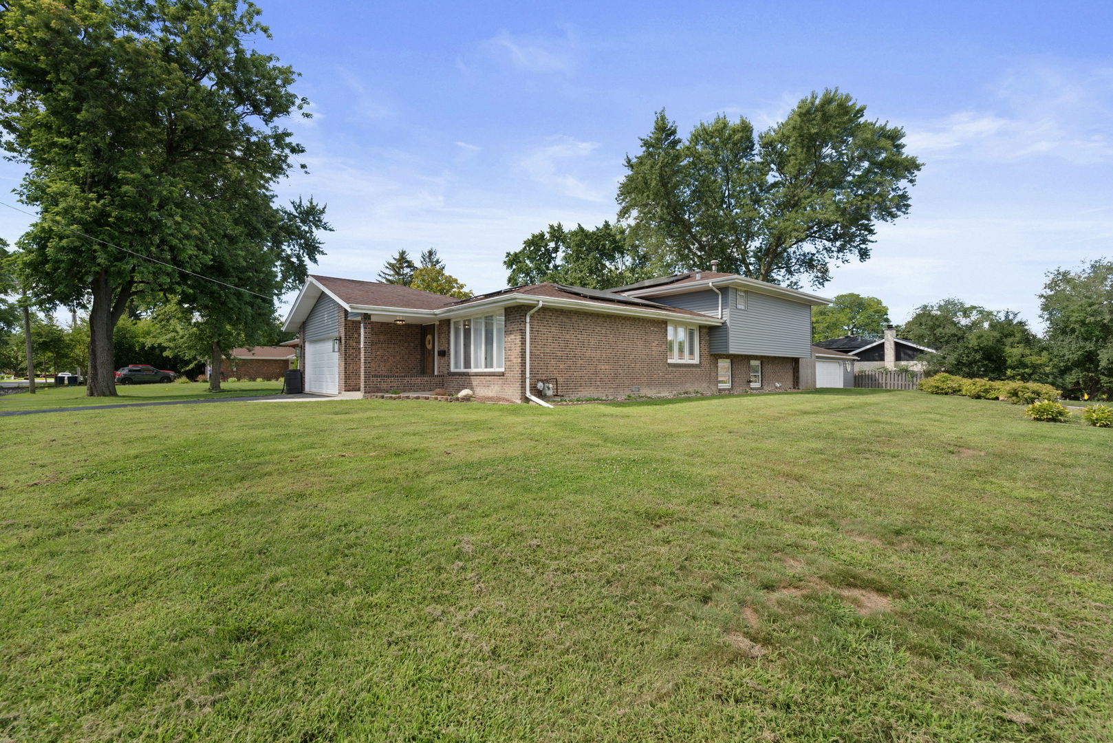 6537 W 107th Street, Worth, IL 60482