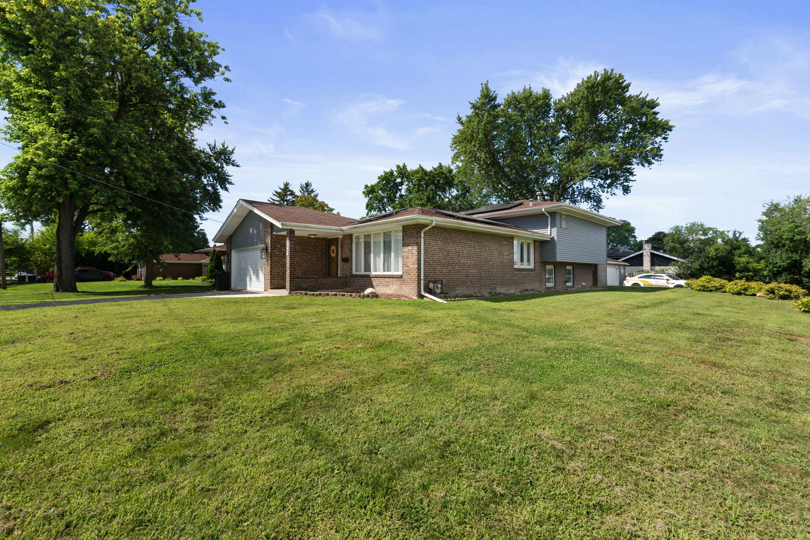 6537 W 107th Street, Worth, IL 60482