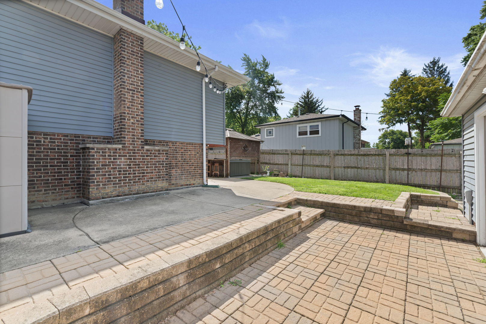 6537 W 107th Street, Worth, IL 60482