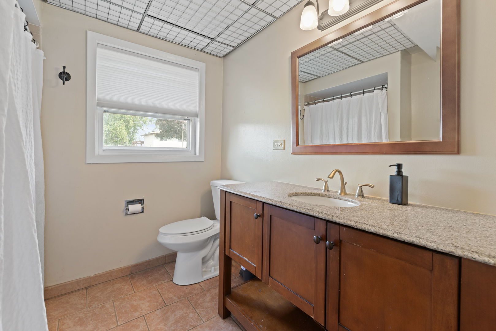 6537 W 107th Street, Worth, IL 60482