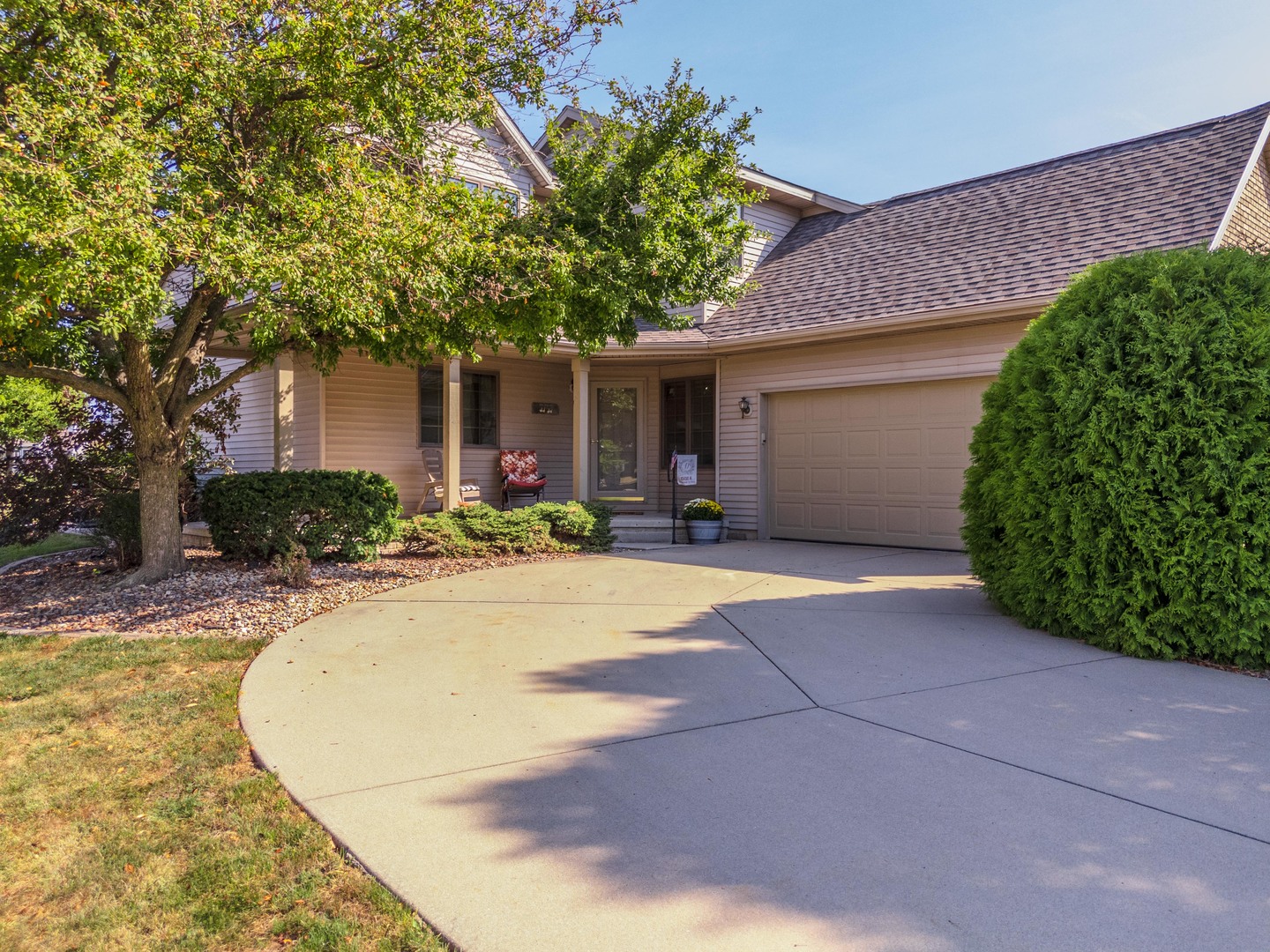1502 A Tamarack CC Trail, Normal, IL 61761