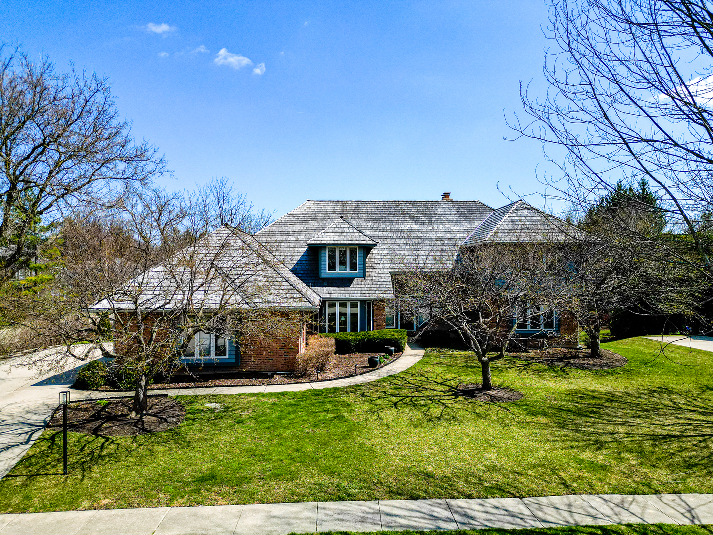 1512 Sunnyview Road, Libertyville, IL 60048