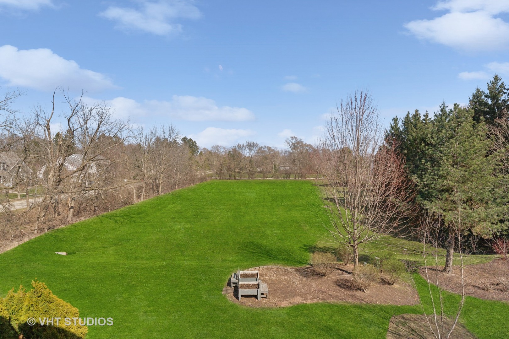 1512 Sunnyview Road, Libertyville, IL 60048