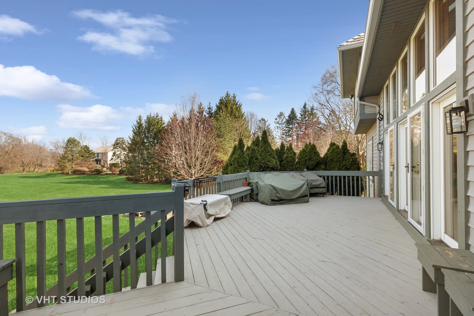 1512 Sunnyview Road, Libertyville, IL 60048