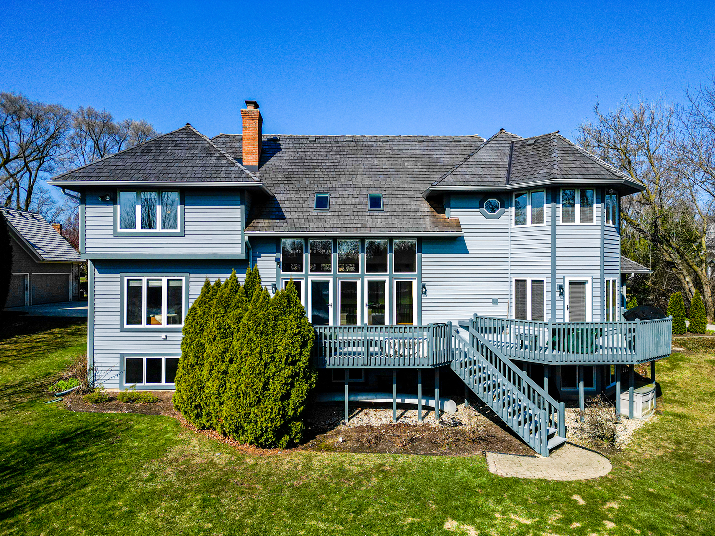 1512 Sunnyview Road, Libertyville, IL 60048