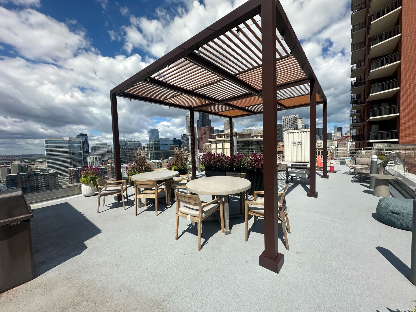 40 E 9th Street #402, Chicago, IL 60605