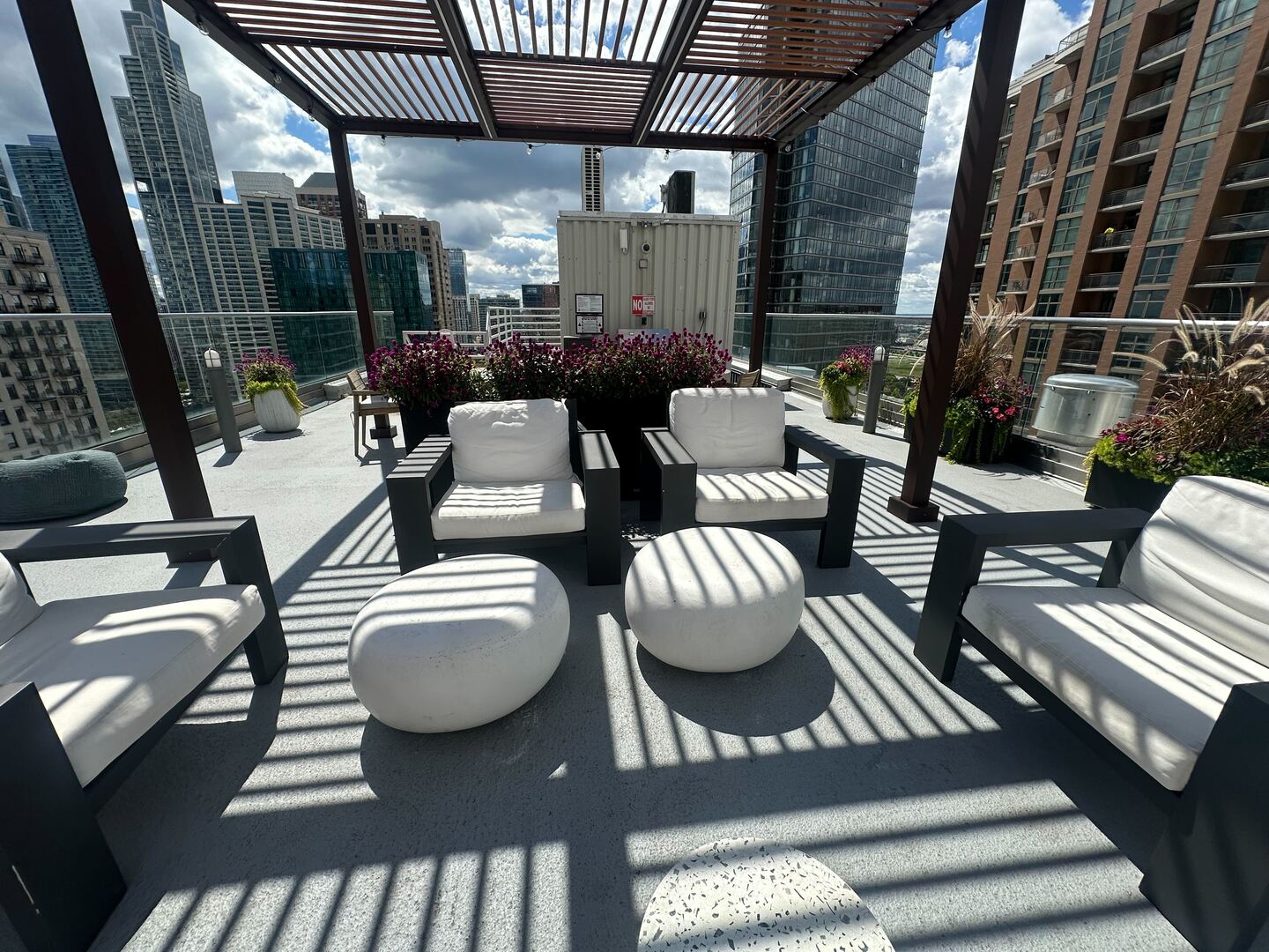 40 E 9th Street #402, Chicago, IL 60605