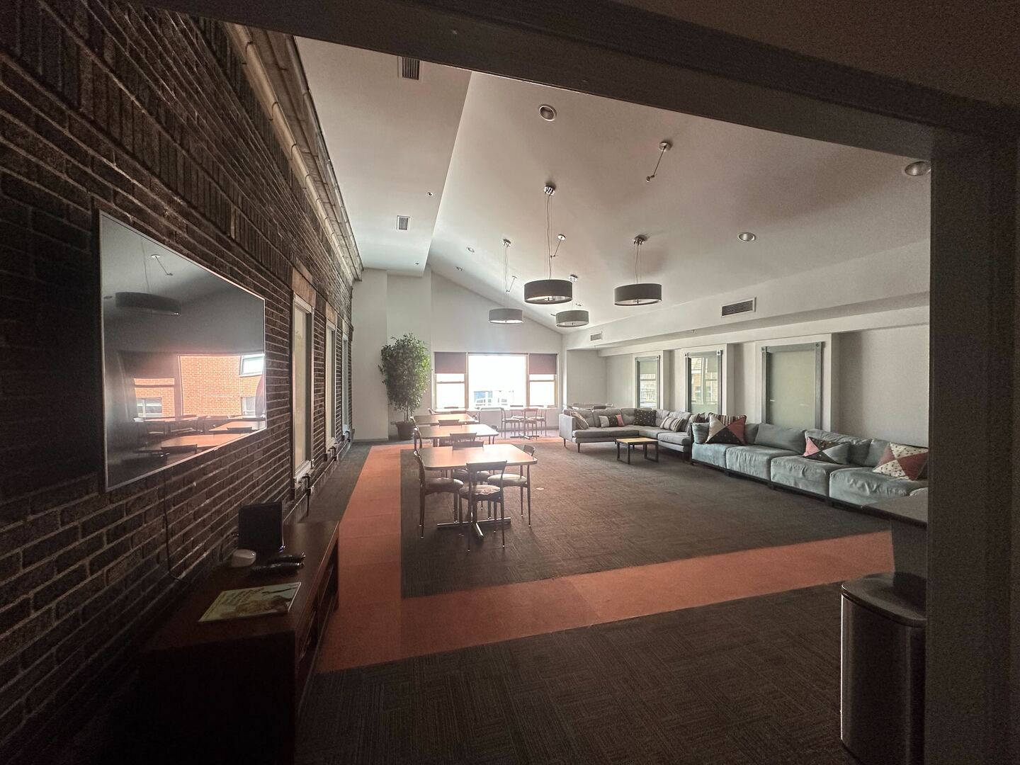 40 E 9th Street #402, Chicago, IL 60605