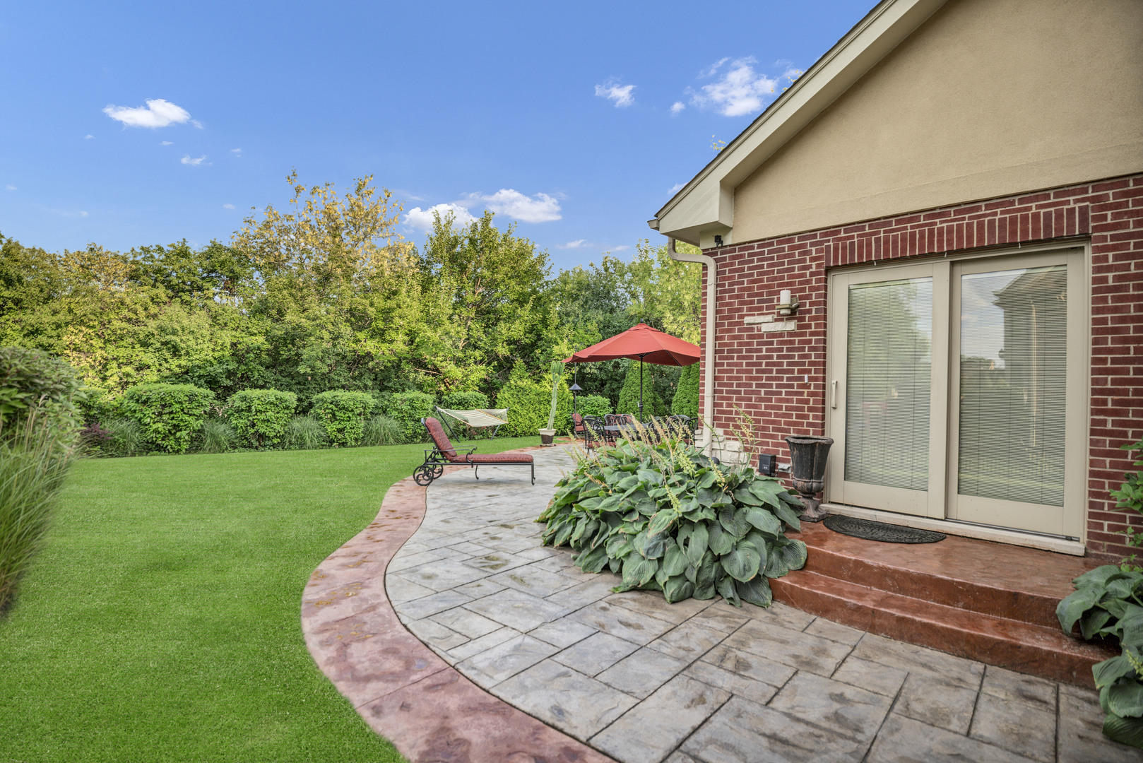 1535 S Douglas Avenue, Arlington Heights, IL 60005