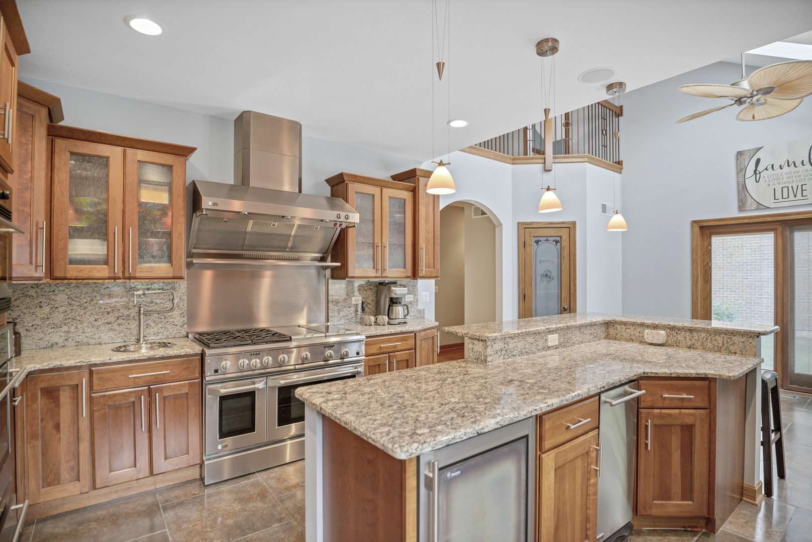 1535 S Douglas Avenue, Arlington Heights, IL 60005
