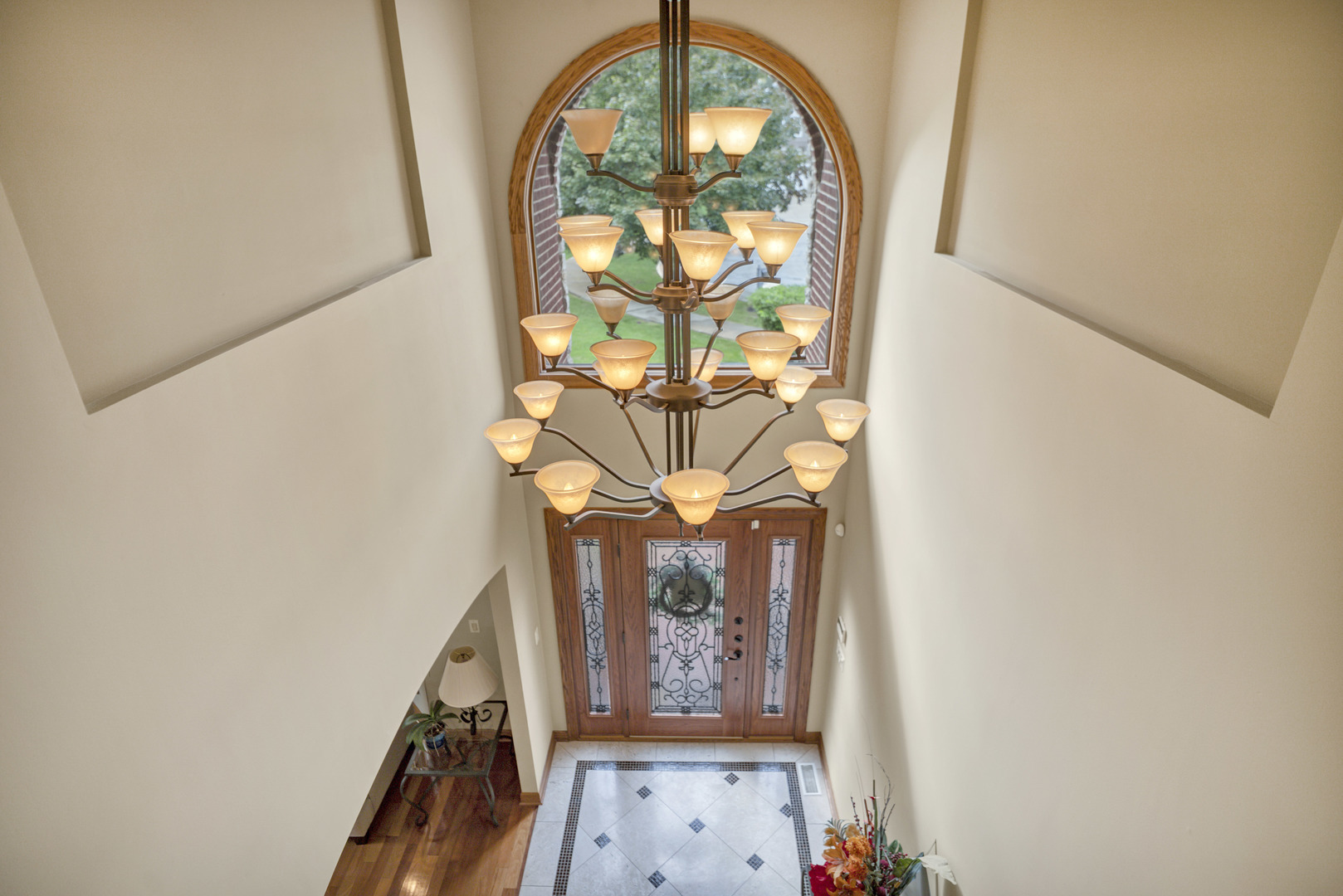1535 S Douglas Avenue, Arlington Heights, IL 60005