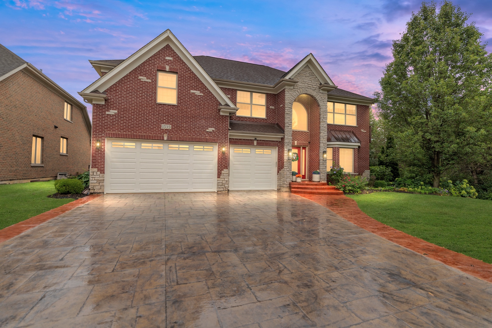 1535 S Douglas Avenue, Arlington Heights, IL 60005