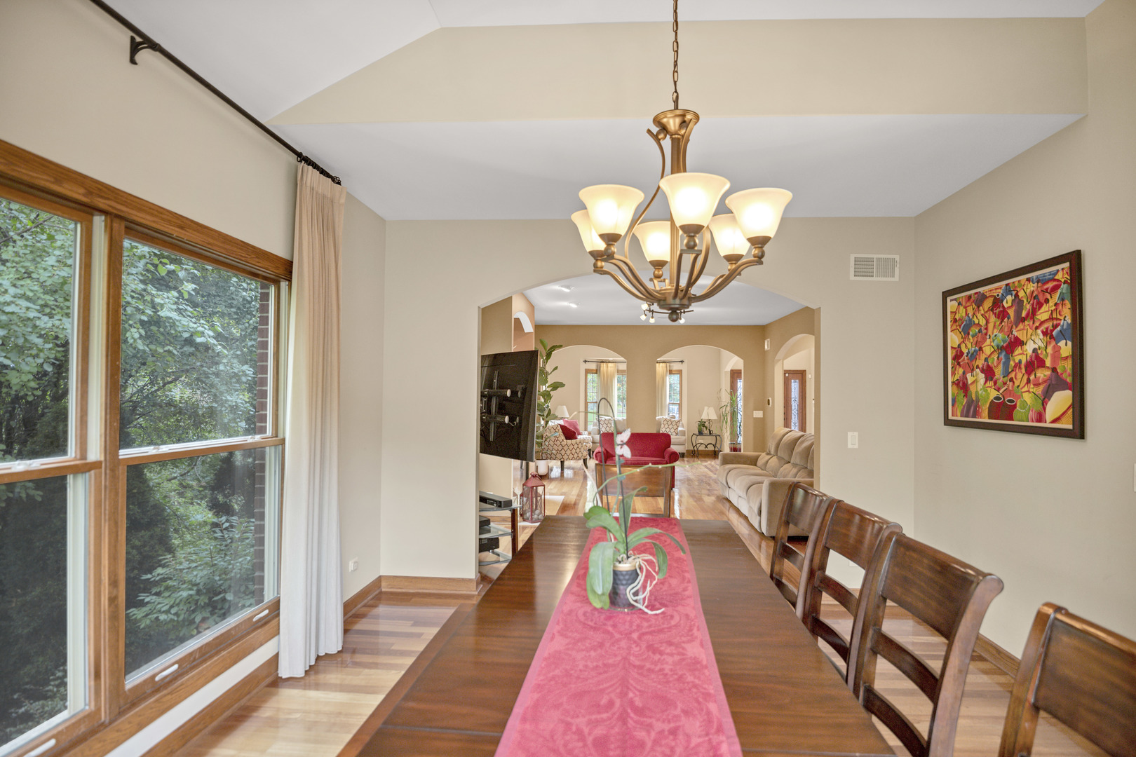 1535 S Douglas Avenue, Arlington Heights, IL 60005