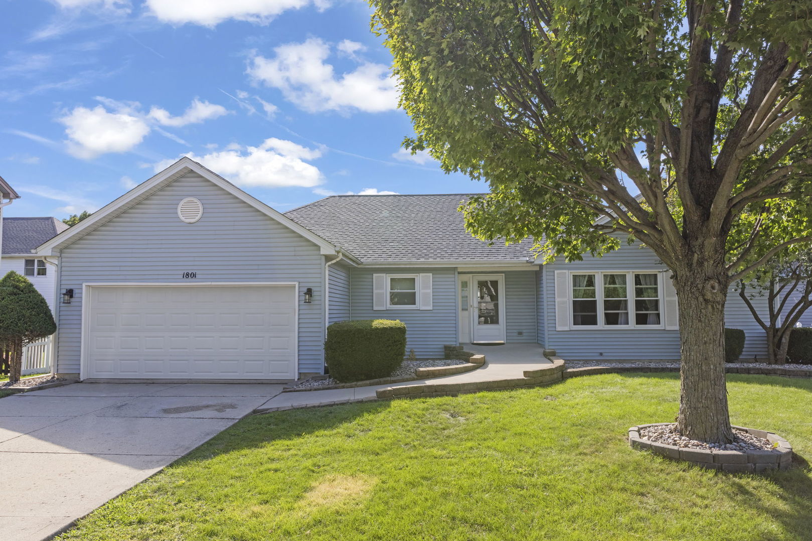 1801 Chestnut Hill Road, Plainfield, IL 60586