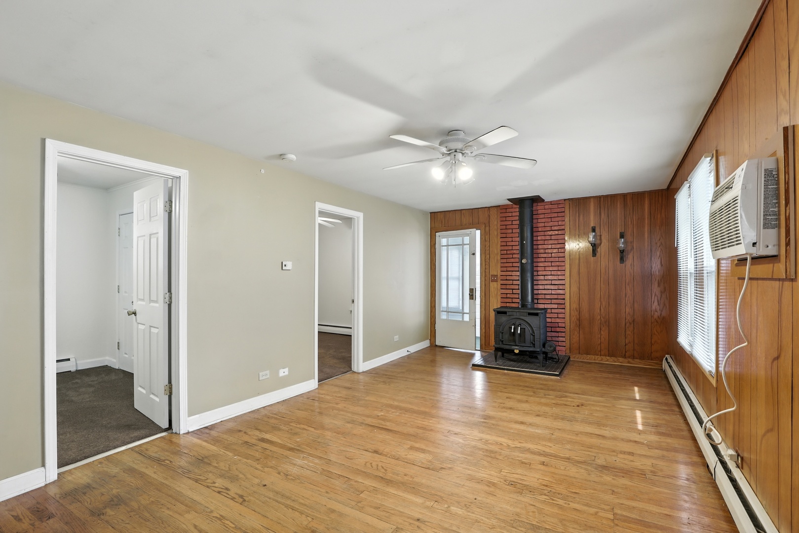 2804 Elim Avenue, Zion, IL 60099