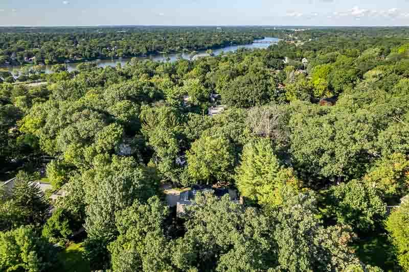 1370 Brown Hills Road, Rockford, IL 61107